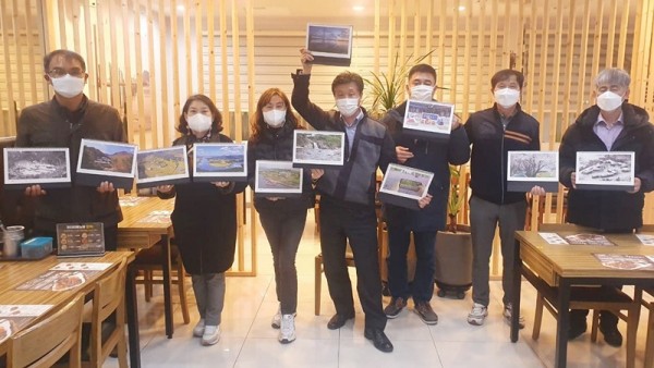 사본 -[공보감사담당관실]상주의 아름다운 사계절을 탁상위에 놓다2.jpg