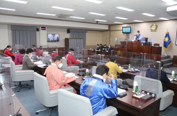 사본 -211129제211회 제2차정례회 개회 (7).jpg