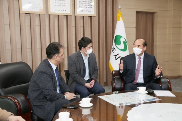 사본 -[농업정책과]타지키스탄 대사 상주시 방문 (1).jpg