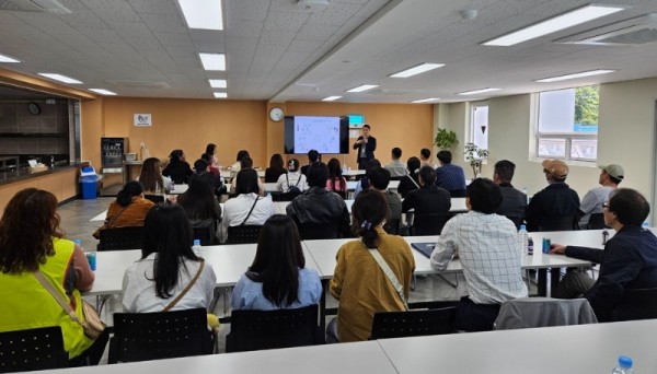 우수외국인 채용 설명회-동천수.jpg
