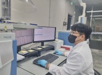 농산물안전성분석실 사진.jpg