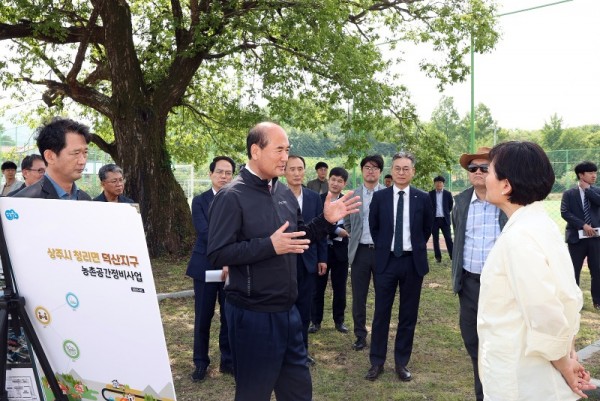 00식품부 장관1.jpg