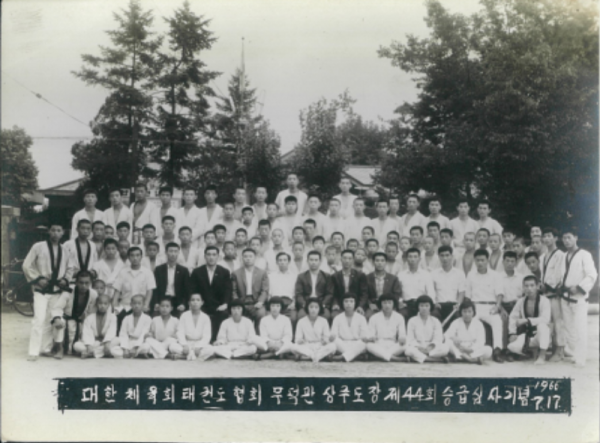 역사기록찾기 공모전 수상작.png